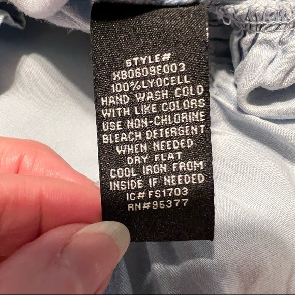 Sanctuary Clothing (NWT) off shoulder Top size Large - Picture 5 of 7